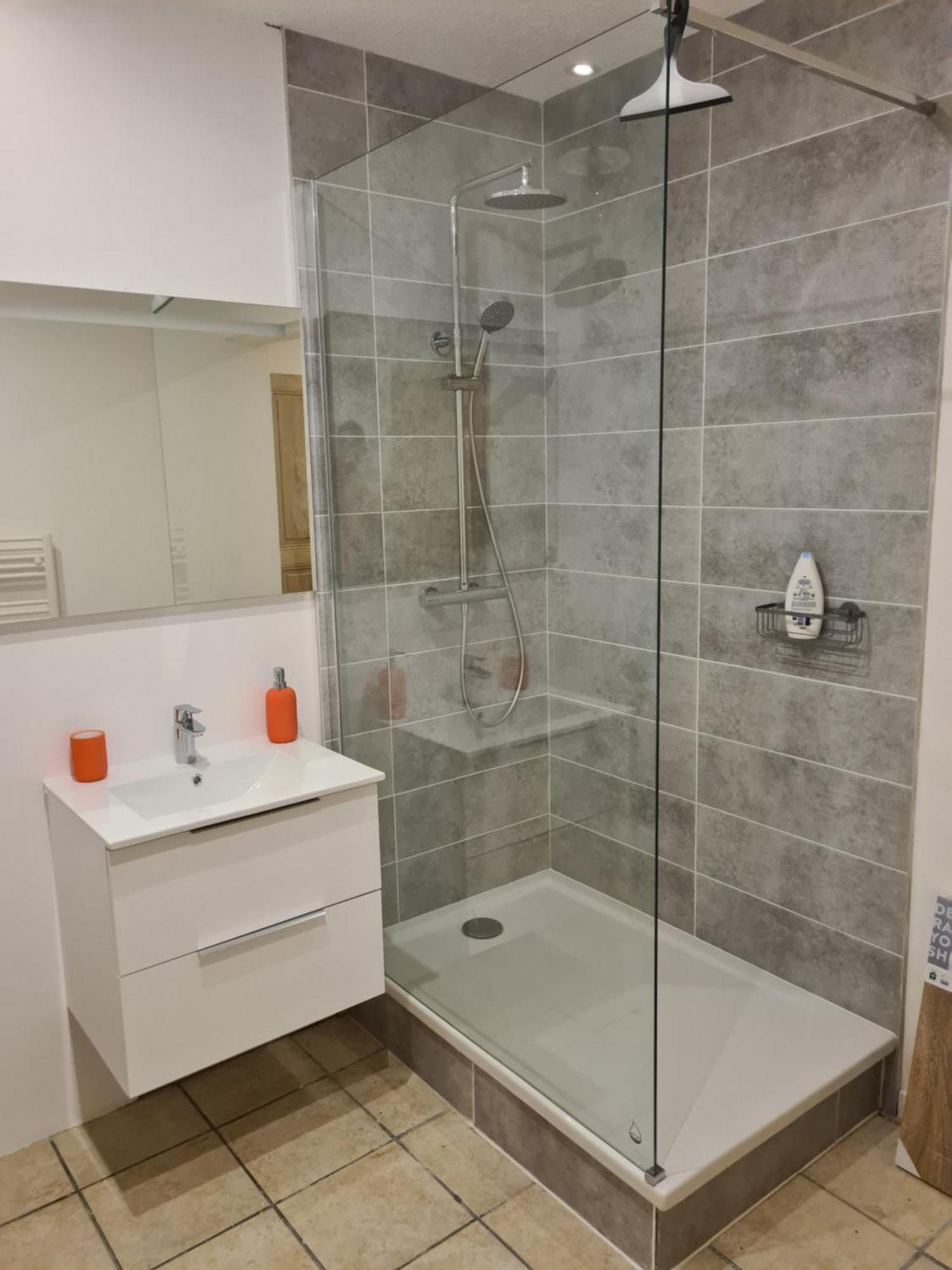 Maison De Ville Au Bord Du Lez, 170M2 Cosy. Bollène Екстериор снимка